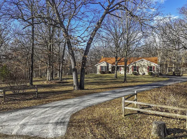 13663 Audrain Rd #819, Mexico, MO 65265