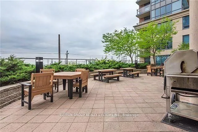 35 Viking Ln #1032 — Photo 8