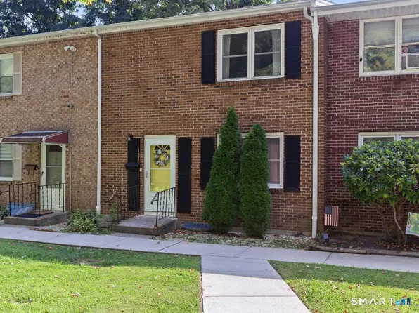 124 Lakeside Drive #107, Bristol, CT 06010