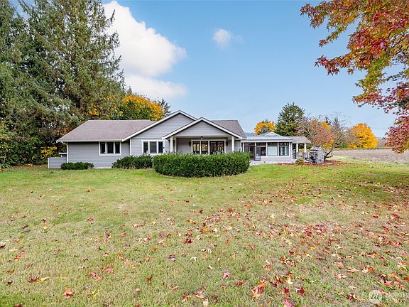 3rd image of 30825 Walberg Road