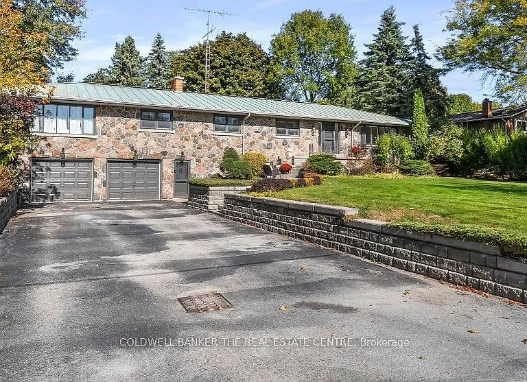 2546 9th Line — Photo 1