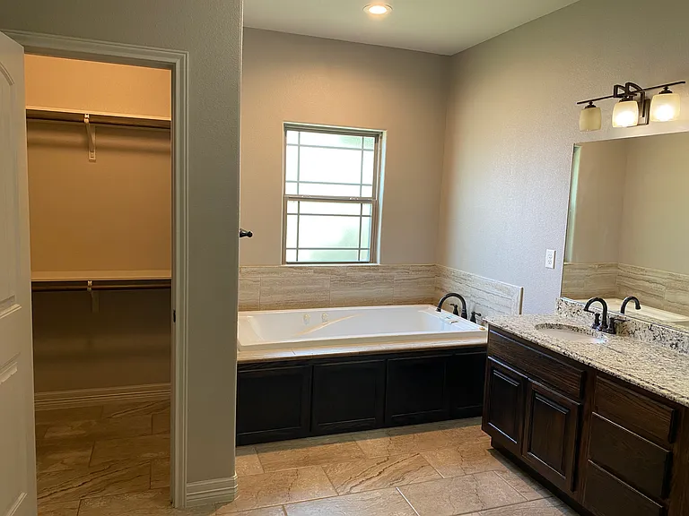 507 Canyon Creek Dr — Photo 21