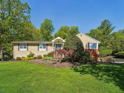 79 Brookside Ter, North Caldwell, NJ, 07006