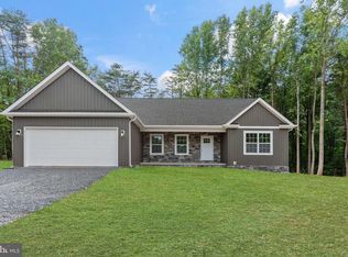 1221 Crossroad School Rd, Hedgesville, WV 25427