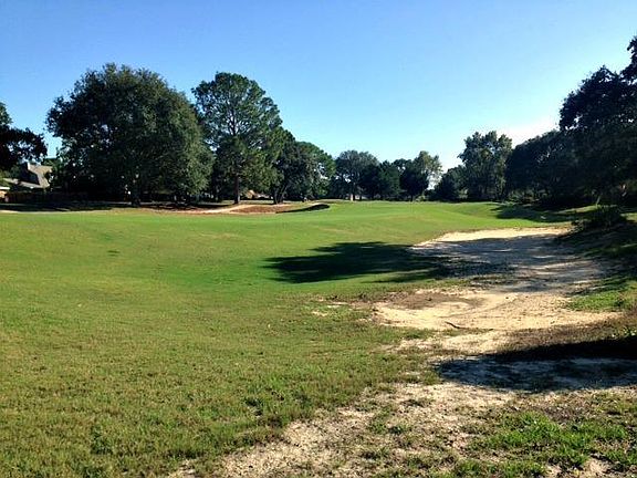 4th image of 915 The Masters Blvd
