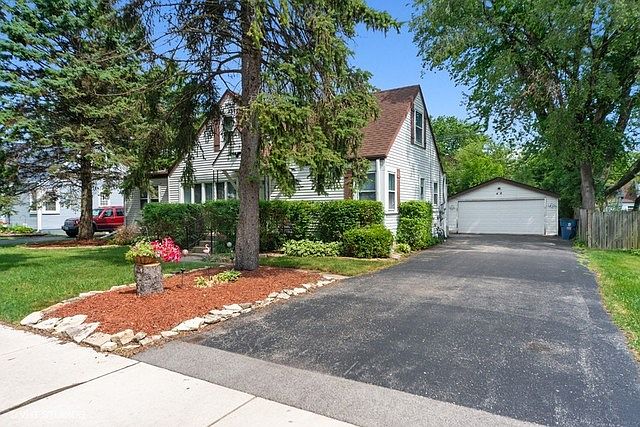 1st image of 48 Macarthur Dr