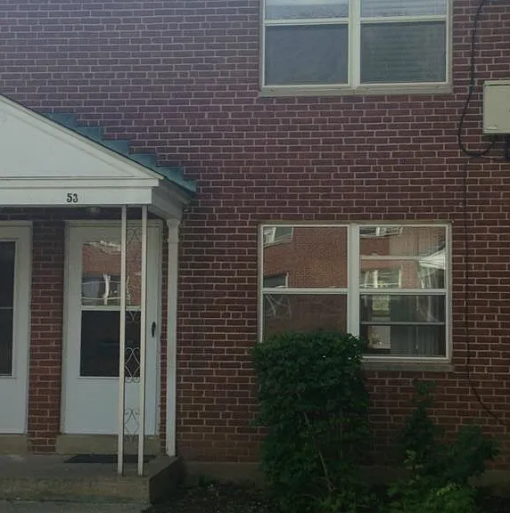 53 Arnold Way — Photo 1