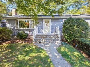 10 Pink Cloud Ct, Norwalk, CT 06851