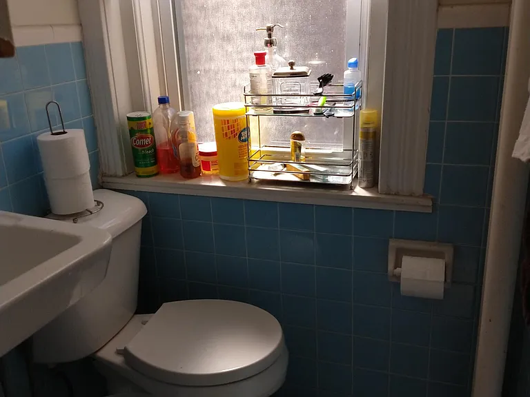 78 Glenville Ave #10 — Photo 8