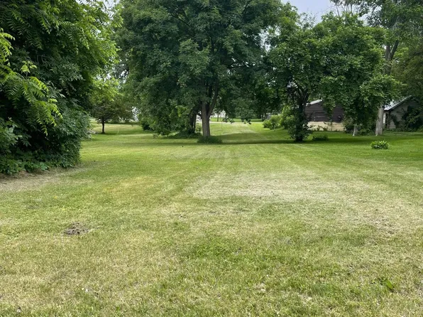 816 E Lake St, Osakis, MN 56360