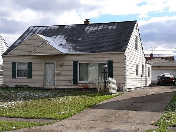 2nd image of 27170 Shirley Ave