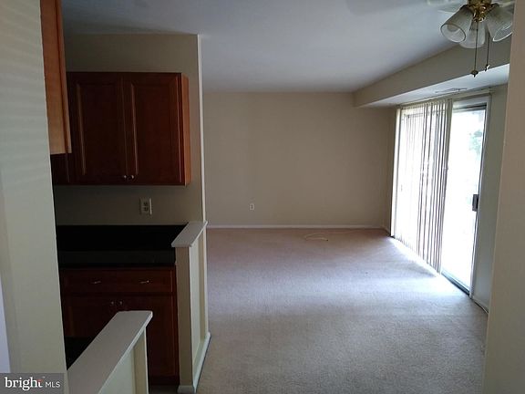 5th image of 5450 85th Ave APT 103