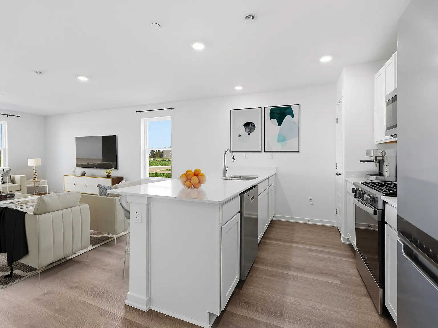 3 bed, 2.5 bath, 1543 sqft, $2,700 — Photo 3