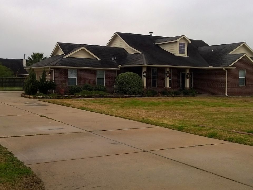 1st image of 3202 Royal Palm Dr