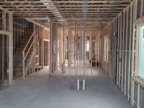 2nd image of 1016 N Hermitage Ave #3
