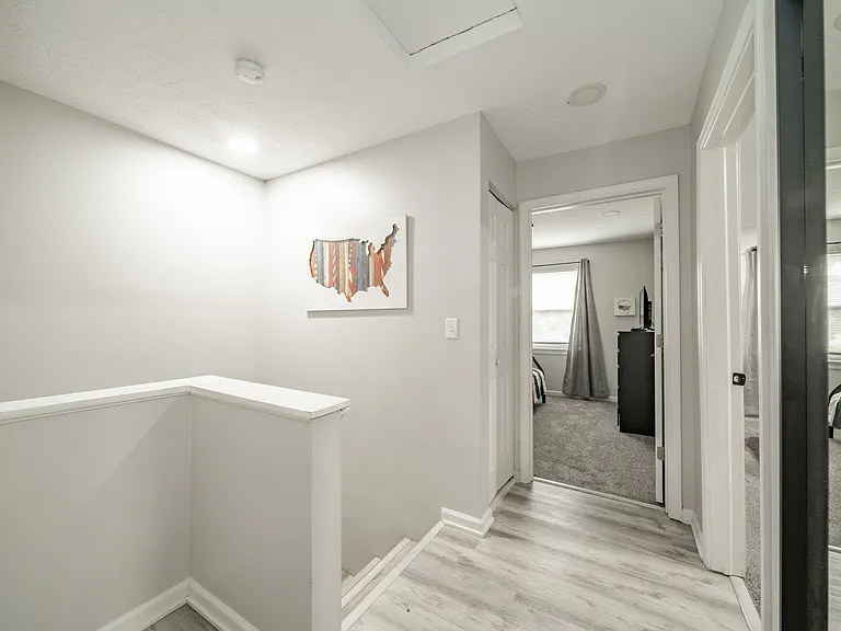 1360 S Talbott St — Photo 13