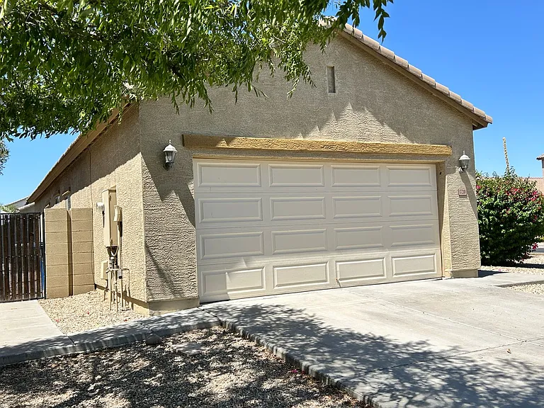 17218 W Country Gables Dr — Photo 24