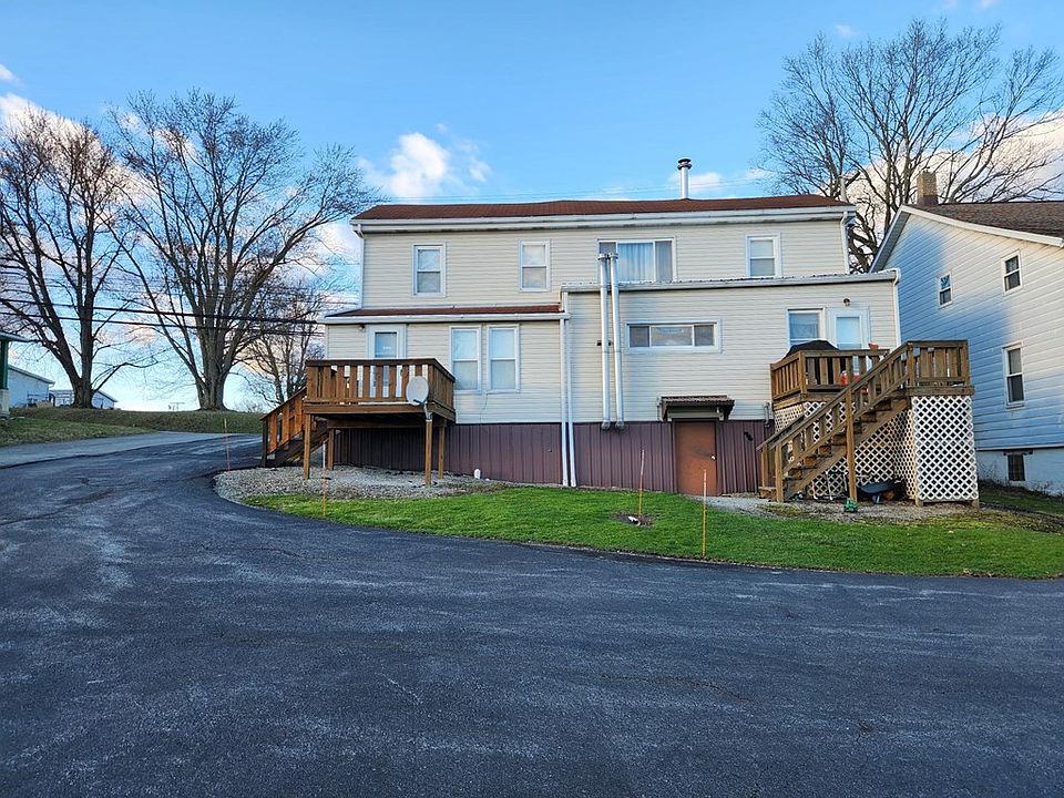 2nd image of 251 Main St