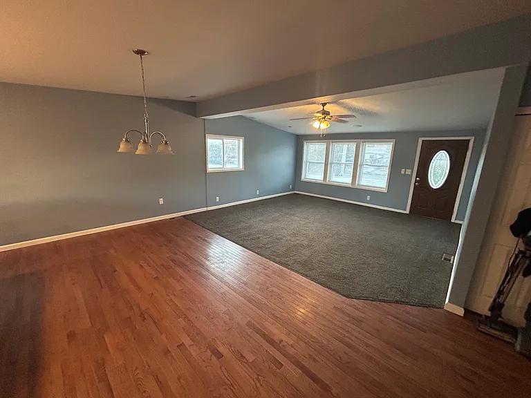 29000 W Nine Mile Rd — Photo 13