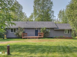 6220 S Hallie Dr, Wasilla, AK 99623