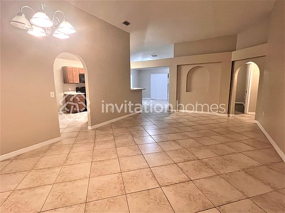 5th image of 736 Lake Doe Blvd