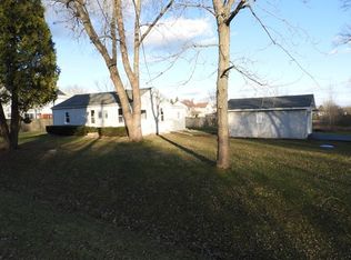 37211 N Frolic Ave, Beach Park, IL 60087