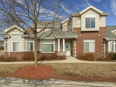 3512 South Toldt CIRCLE, Milwaukee, WI, 53221