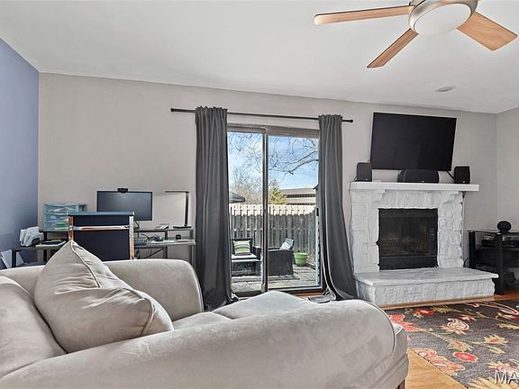 2nd image of 1833 Misty Moss Dr