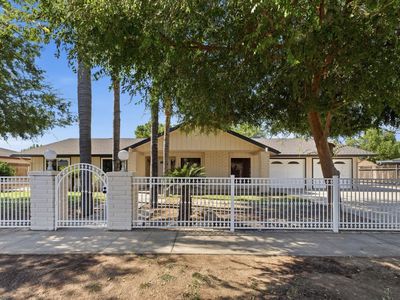 2577 W Noble Ave, Caruthers, CA, 93609