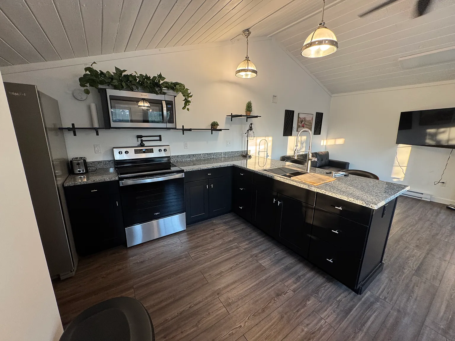1 bed, $1,750 — Photo 2