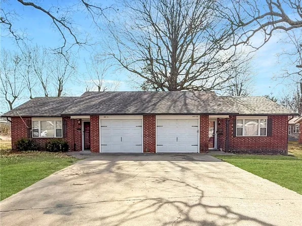 2111 W Emma Ave, Springdale, AR 72762