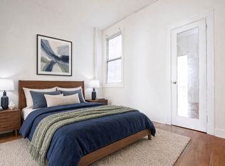 858 8th Ave APT 2F, New York, NY 10019