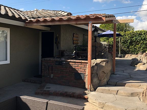 4th image of 1341 N Vallejo Way