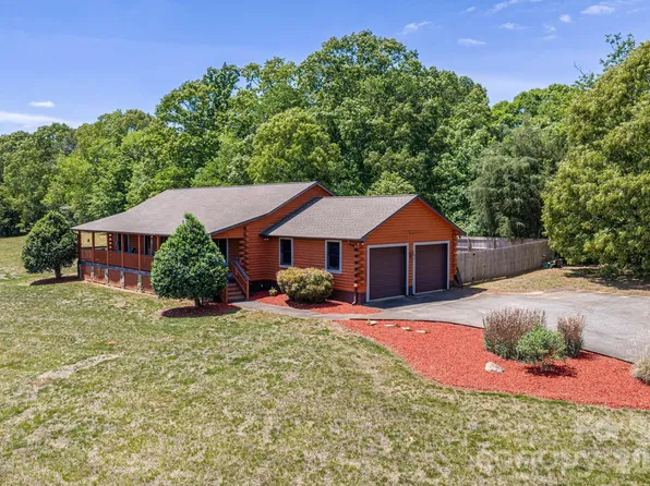 170 Countrytyme Ln, Iron Station, NC 28080