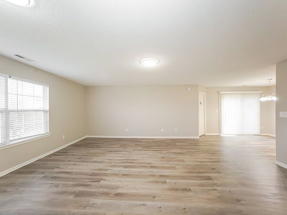 4th image of 7638 Misty Meadow Dr