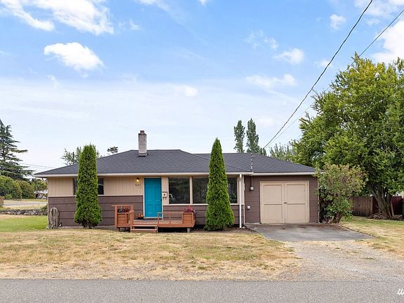 2nd image of 681 SE 5th Ave