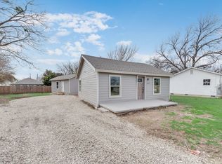 6059 Meandering Rd, Fort Worth, TX 76114