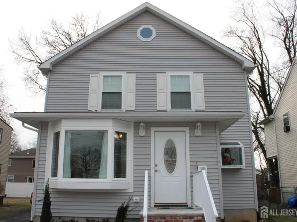 62 Charles St, Metuchen, NJ 08840
