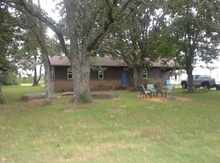 40 Roberson Dr, Pleasant Plains, AR 72568