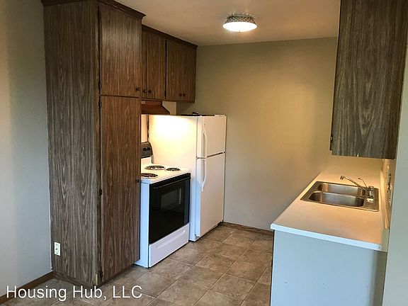 5th image of 330 Annapolis St W APT 8