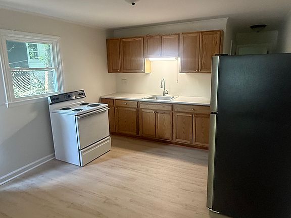 4th image of 1206 Gholson Ave #1208