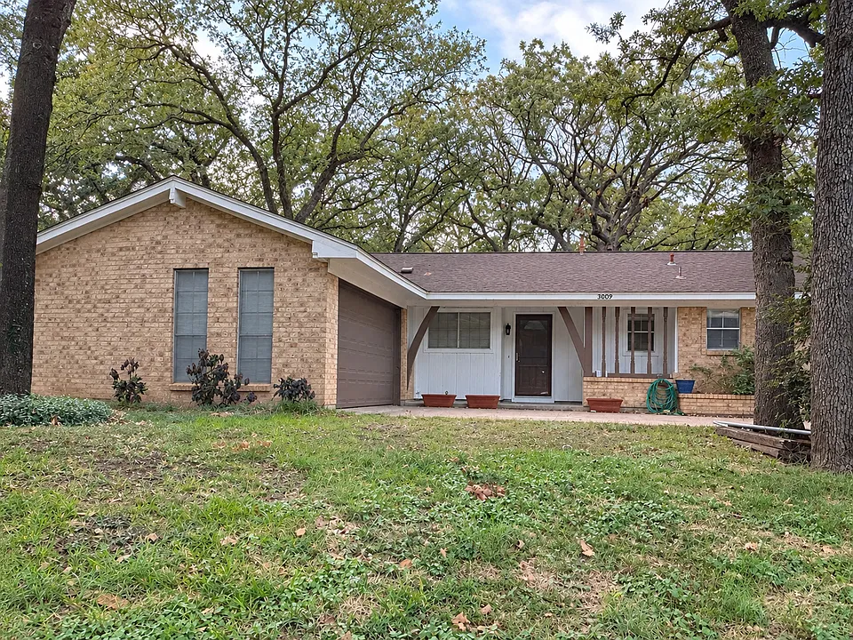 3009 Norwood Ln