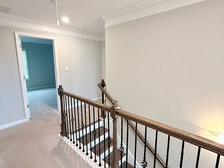 109 Taylor Leigh Ct — Photo 16