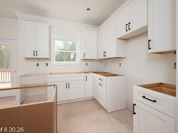 3rd image of 8555 Savage Rd