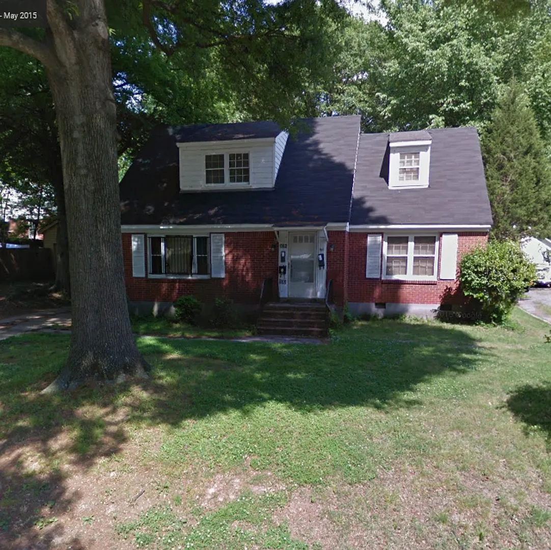 Building Photo - 328 Buntyn St.