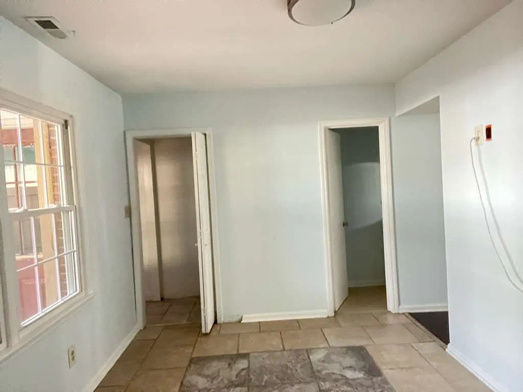2 bed, $1,350 — Photo 2