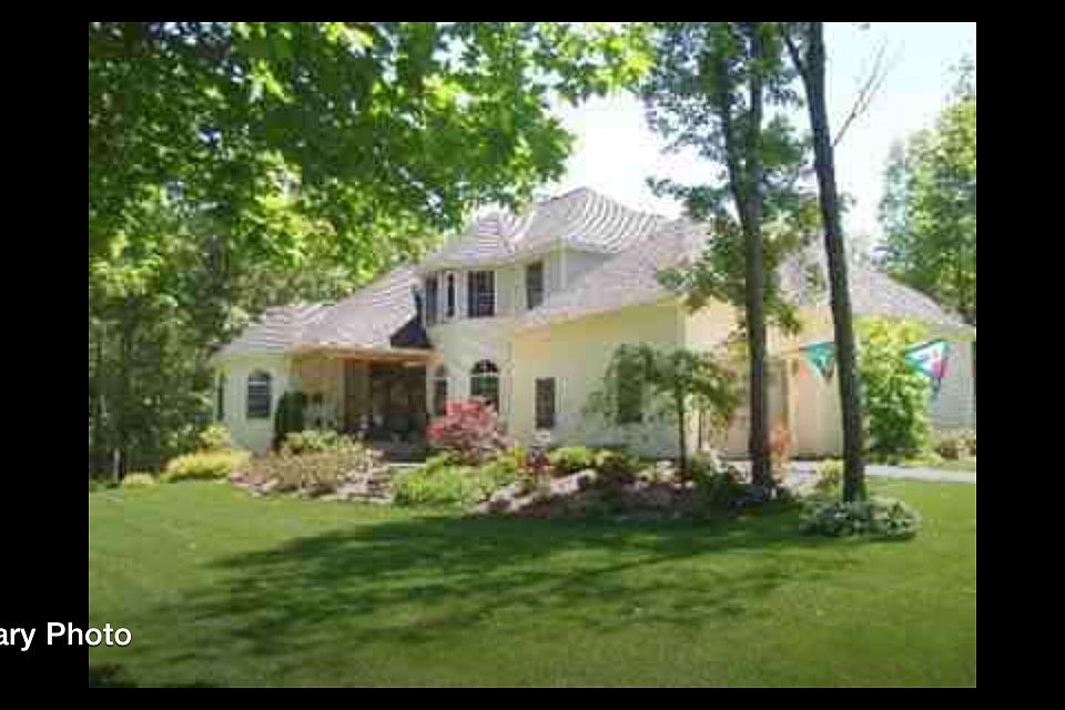 1st image of 149 N Lakeshore Dr