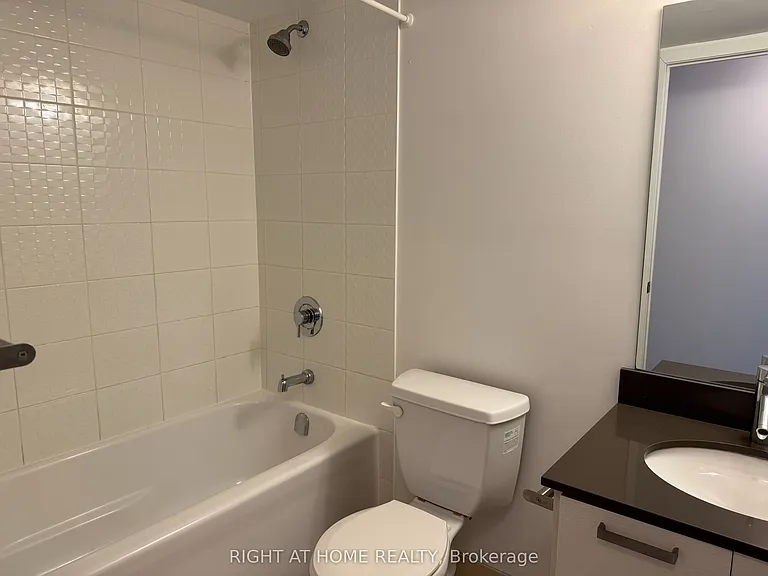 68 Abell St #1227 — Photo 10