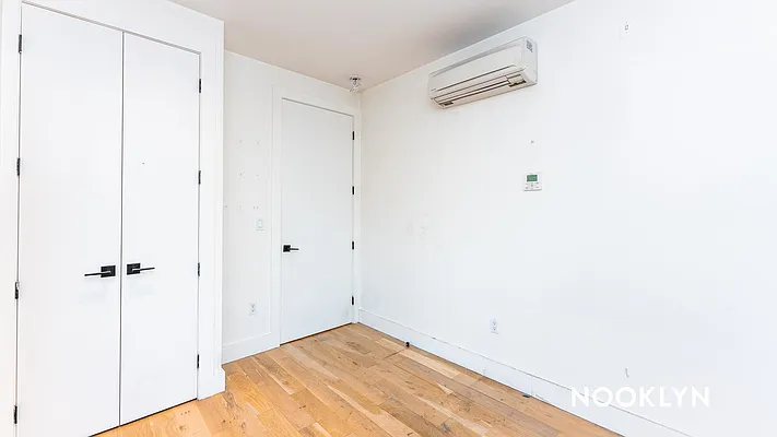 Rented by Nooklyn NYC LLC | media 16