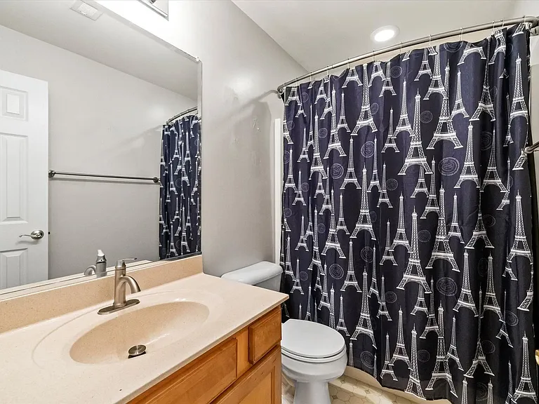 4107 Lakeview Pkwy — Photo 35